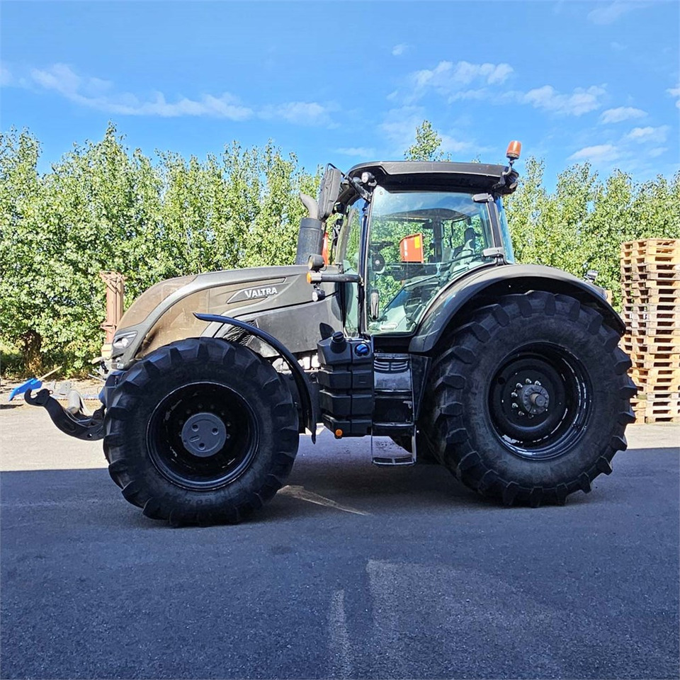 Valtra s394 - Tracteur agricole: photos 3 Valtra s394 - Tracteur agricole: photos 3