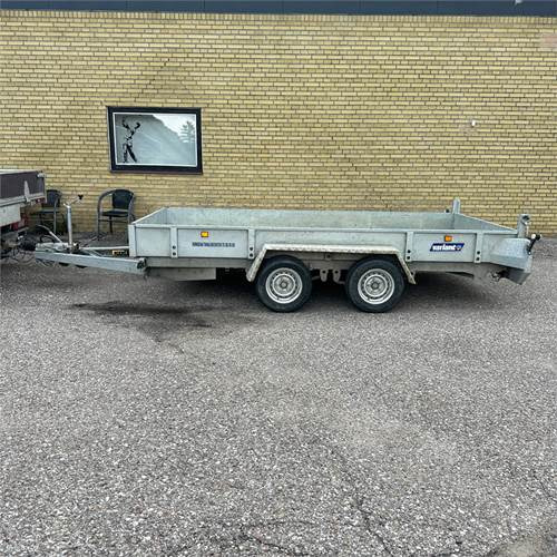 Variant VA3517 MT - Remorque voiture: photos 3 Variant VA3517 MT - Remorque voiture: photos 3