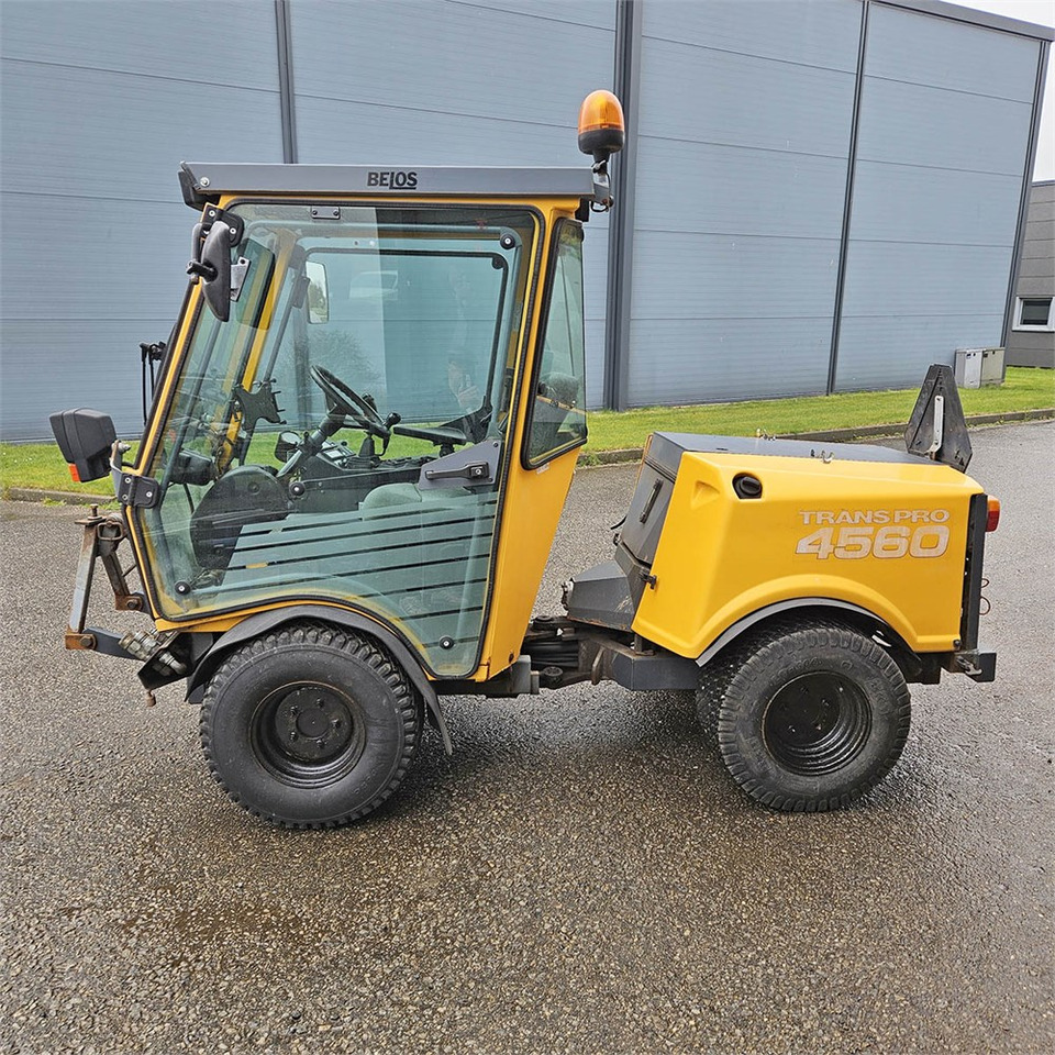 Belos Trans Pro 4560 - Véhicule de voirie/ Spécial: photos 2 Belos Trans Pro 4560 - Véhicule de voirie/ Spécial: photos 2