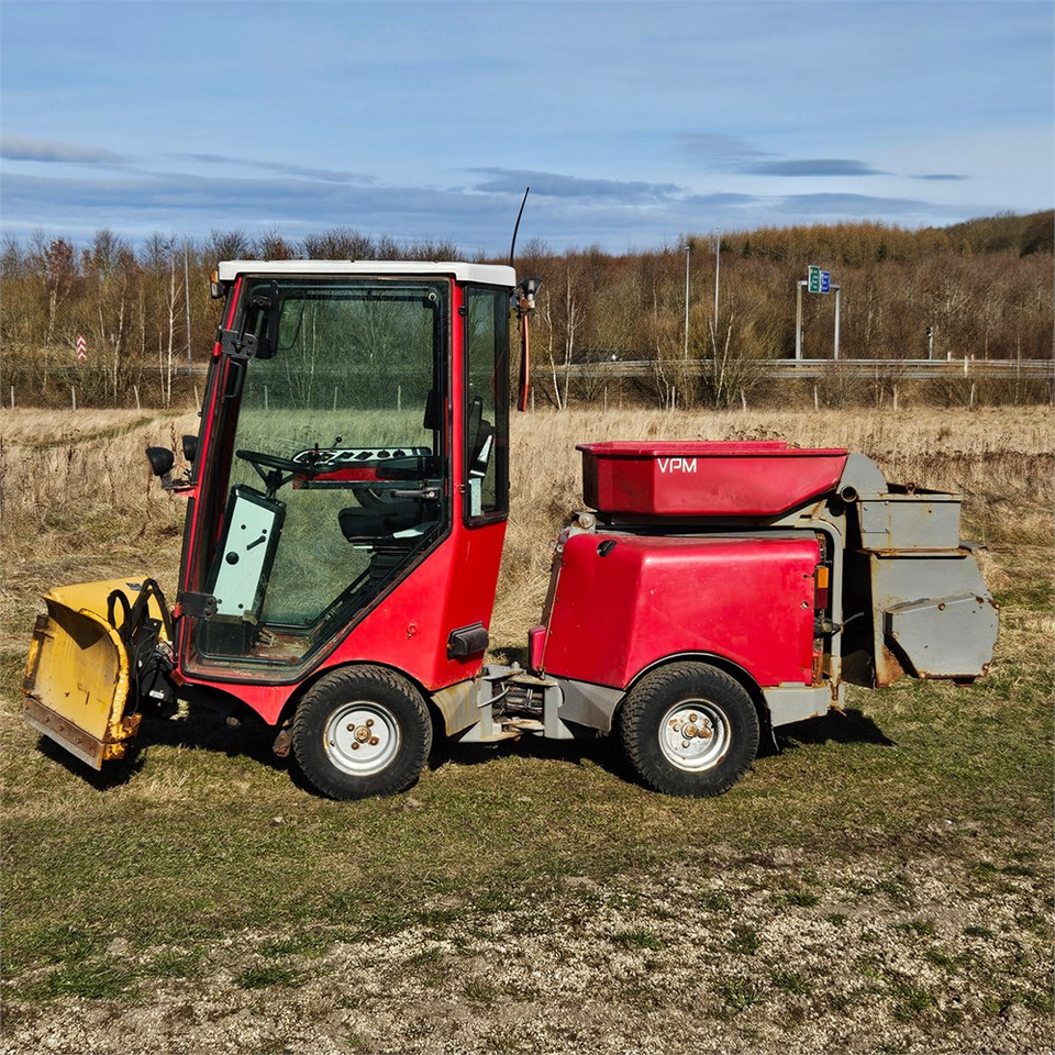 Timan FP/VPM 3400 - Véhicule de voirie/ Spécial: photos 2 Timan FP/VPM 3400 - Véhicule de voirie/ Spécial: photos 2