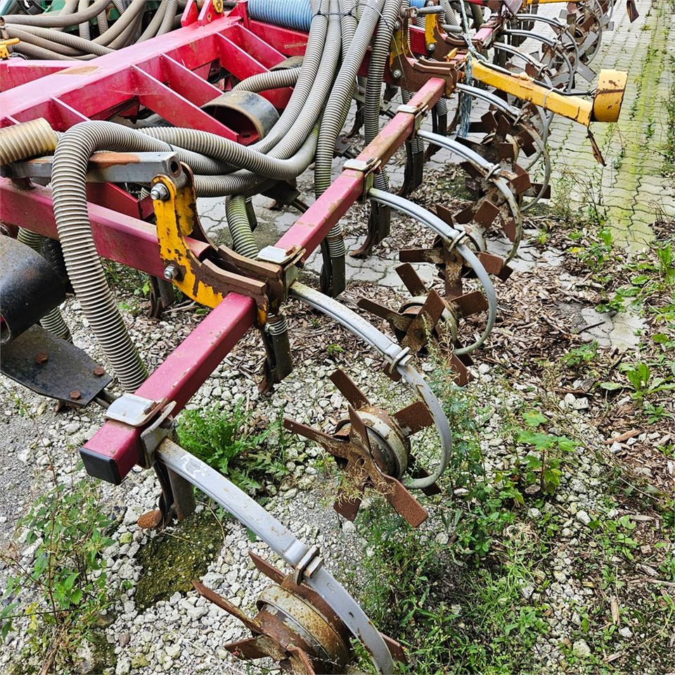 Vogelsang Unknown - Epandeurs: photos 2 Vogelsang Unknown - Epandeurs: photos 2