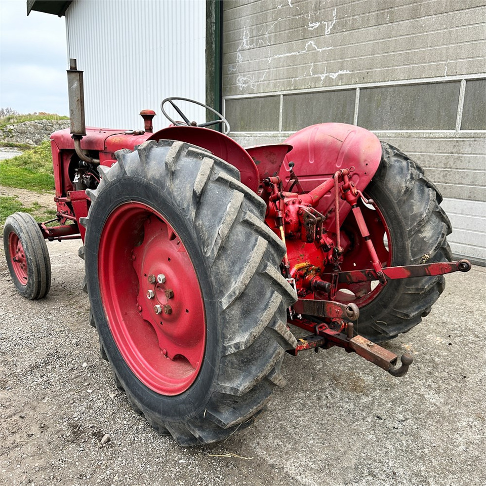 Volvo 400 - Tracteur agricole: photos 5 Volvo 400 - Tracteur agricole: photos 5