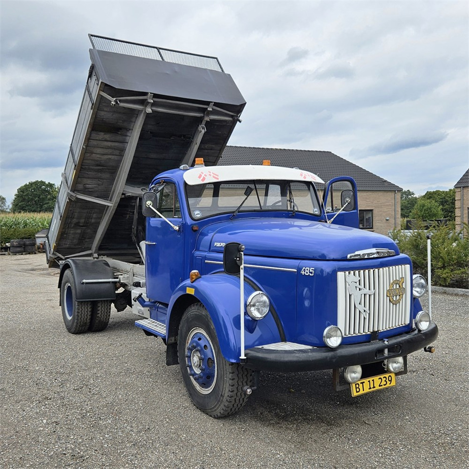 Volvo 485 B3 - Camion benne: photos 1 Volvo 485 B3 - Camion benne: photos 1