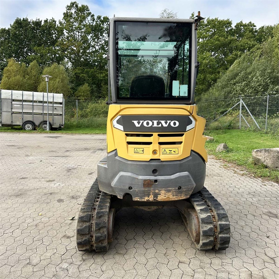 Volvo ECR25 D - Mini pelle: photos 4 Volvo ECR25 D - Mini pelle: photos 4