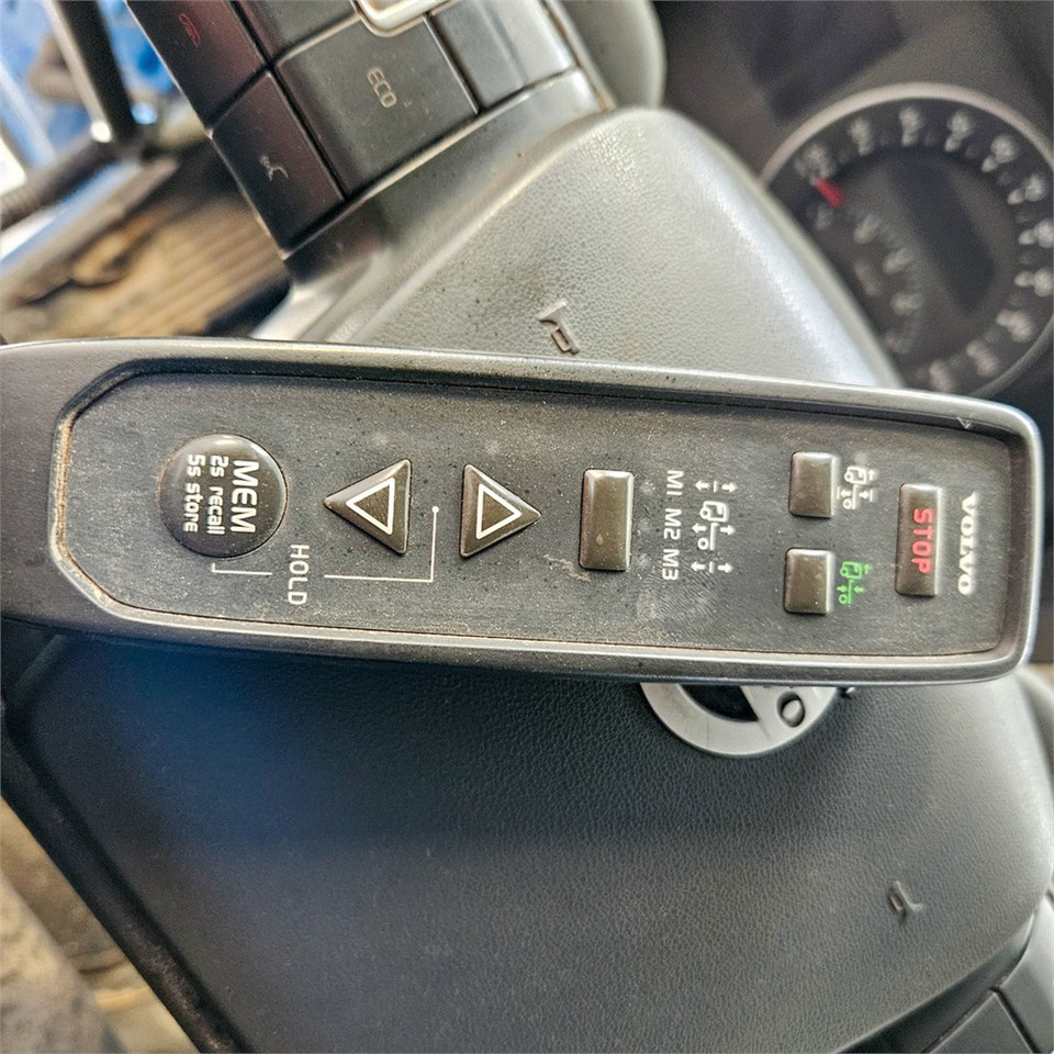 Crédit-bail Volvo FM450 Volvo FM450: photos 20 Crédit-bail Volvo FM450 Volvo FM450: photos 20