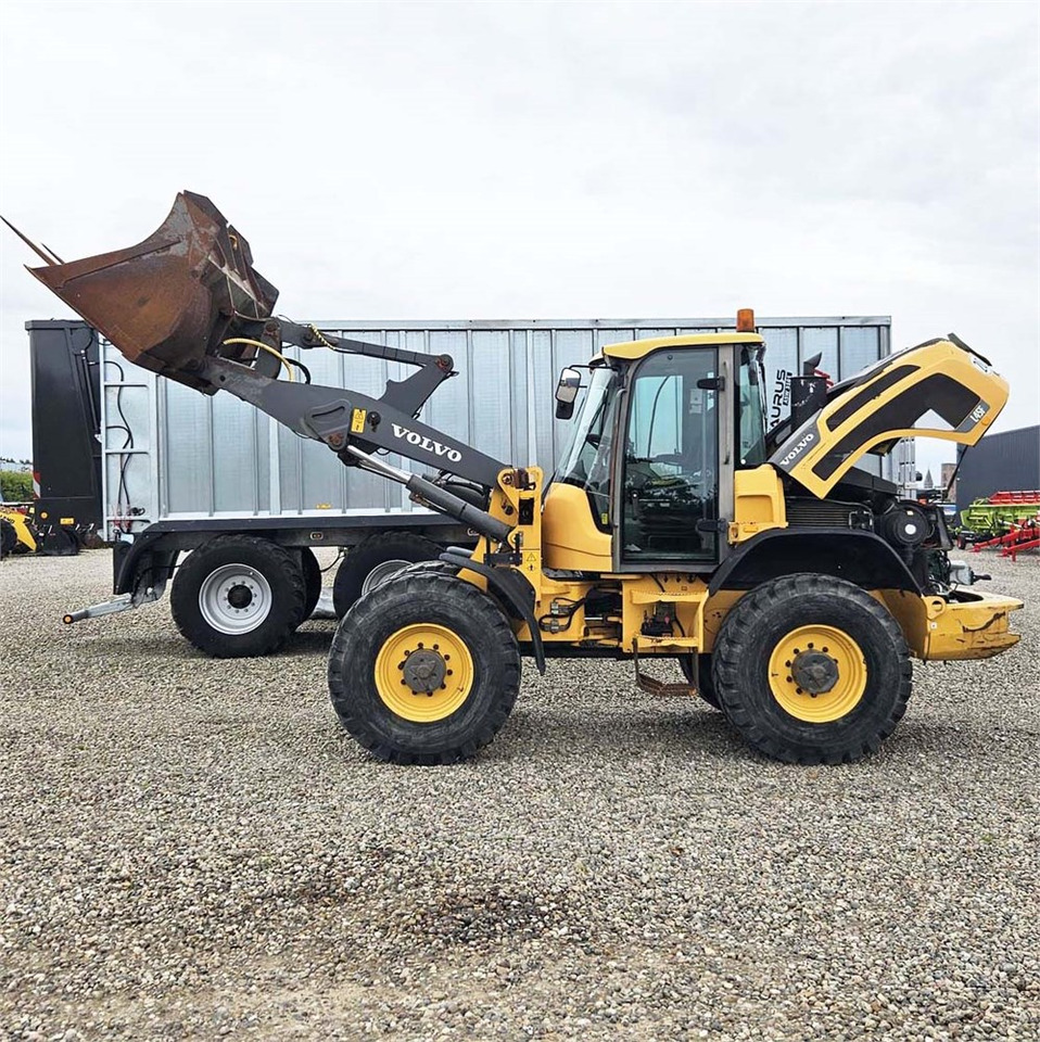 Volvo L45F-TP - Chargeuse sur pneus: photos 4 Volvo L45F-TP - Chargeuse sur pneus: photos 4