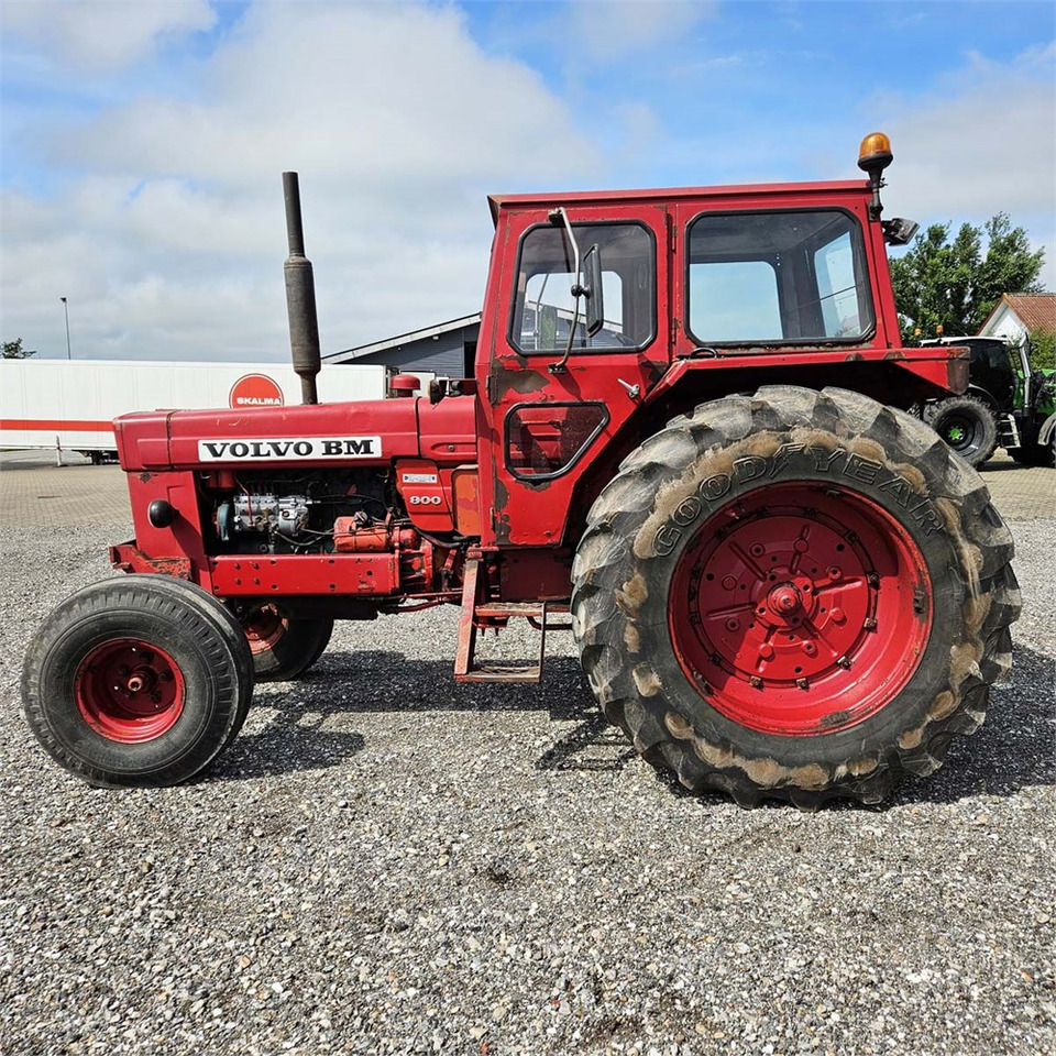 Volvo T800 B - Tracteur agricole: photos 2 Volvo T800 B - Tracteur agricole: photos 2