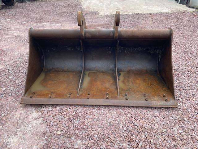 ARDEN EQUIPEMENT 2M - Godet pour pelle pour Engins de chantier: photos 2 ARDEN EQUIPEMENT 2M - Godet pour pelle pour Engins de chantier: photos 2