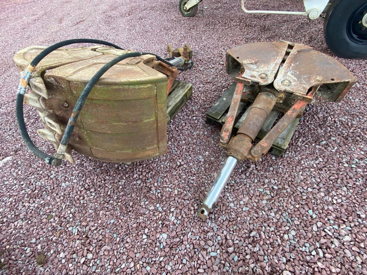 CASE 60CM & 30CM - Grappin: photos 2 CASE 60CM & 30CM - Grappin: photos 2