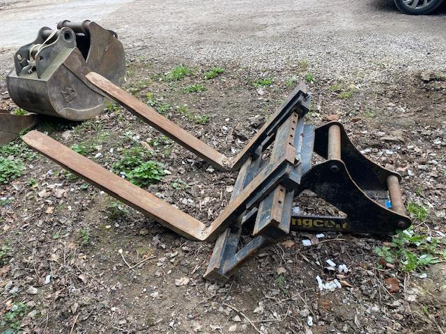 ENGCON LOT EQUIPEMENT S60 - Tiltrotator: photos 3 ENGCON LOT EQUIPEMENT S60 - Tiltrotator: photos 3