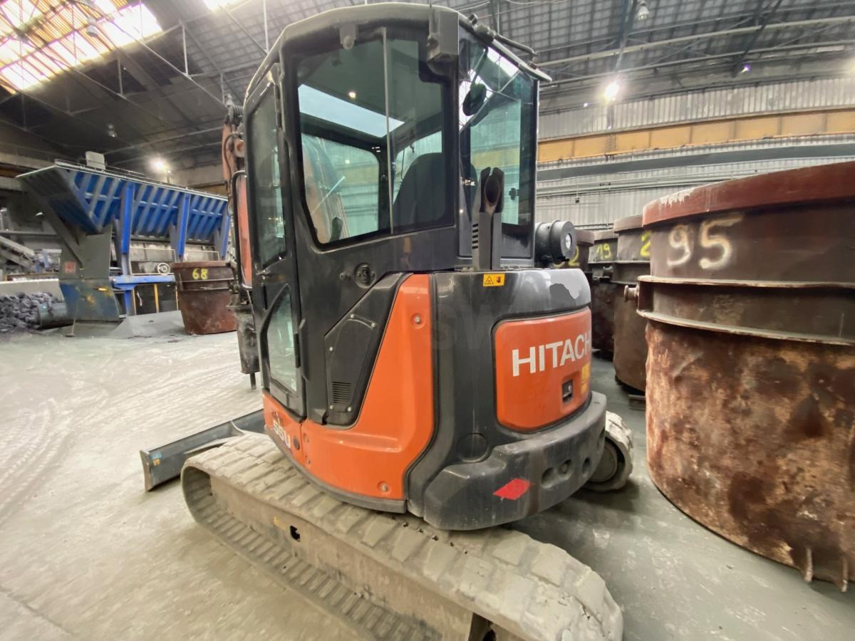 Hitachi ZAXIS 55U-6 CLR - Mini pelle: photos 4 Hitachi ZAXIS 55U-6 CLR - Mini pelle: photos 4