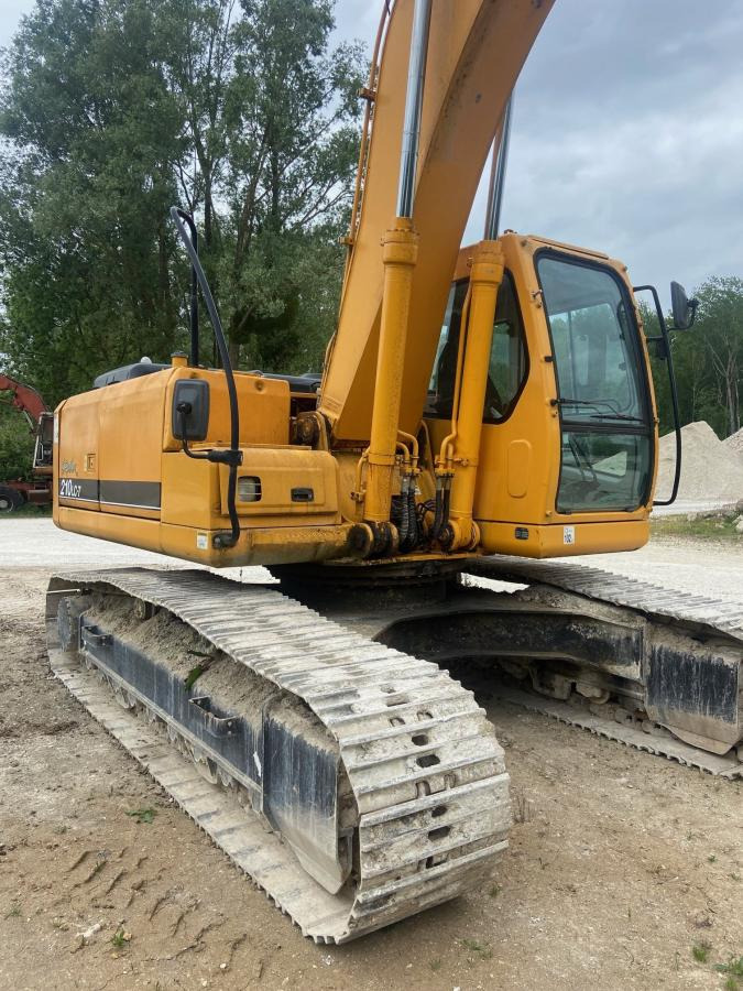 Hyundai LONG REACH ROBEX 210LC-7 - Pelle sur chenille: photos 3 Hyundai LONG REACH ROBEX 210LC-7 - Pelle sur chenille: photos 3