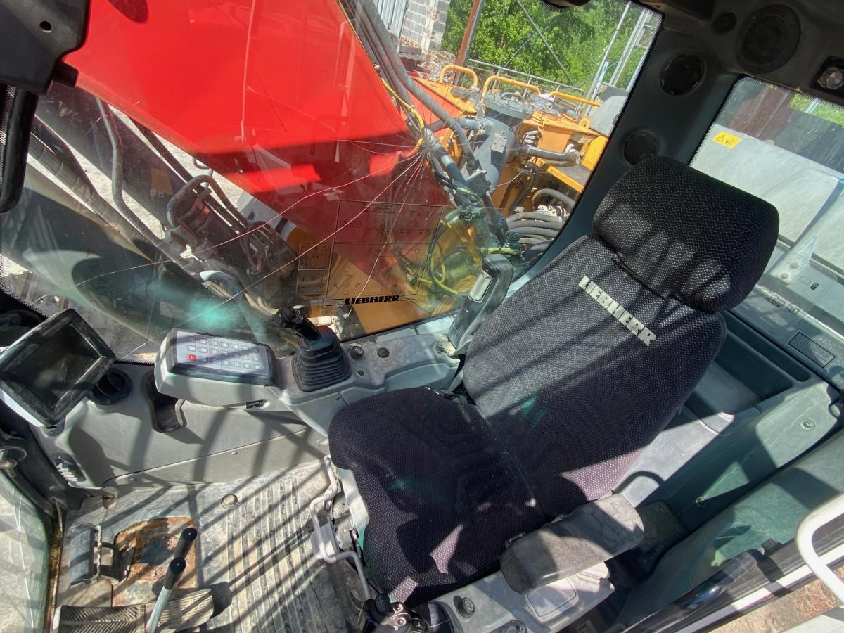 Liebherr R 936NLC - Pelle sur chenille: photos 3 Liebherr R 936NLC - Pelle sur chenille: photos 3