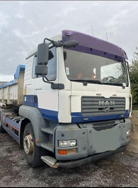 MAN TGA 26 440 - Camion ampliroll: photos 3 MAN TGA 26 440 - Camion ampliroll: photos 3