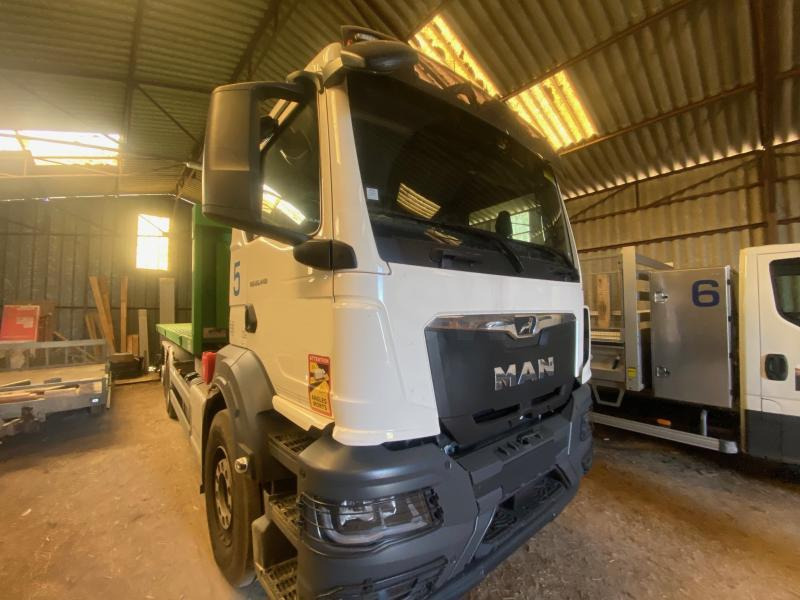 MAN TGS 26.440 - Camion ampliroll: photos 3 MAN TGS 26.440 - Camion ampliroll: photos 3