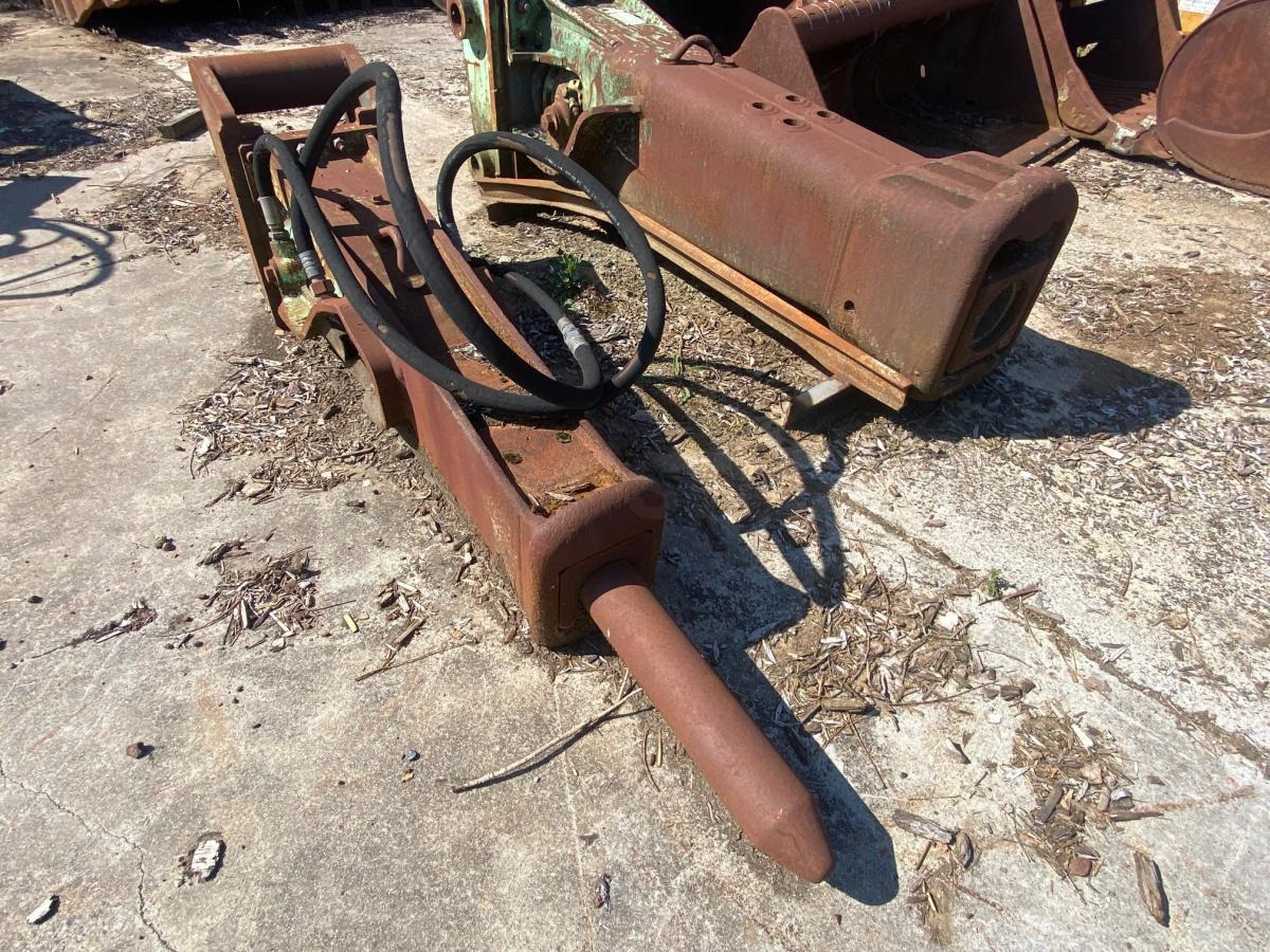 MONTABERT BRV - Marteau hydraulique: photos 2 MONTABERT BRV - Marteau hydraulique: photos 2