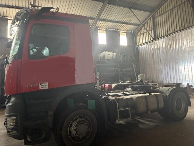 Mercedes AROCS 2046 - Tracteur routier: photos 1 Mercedes AROCS 2046 - Tracteur routier: photos 1