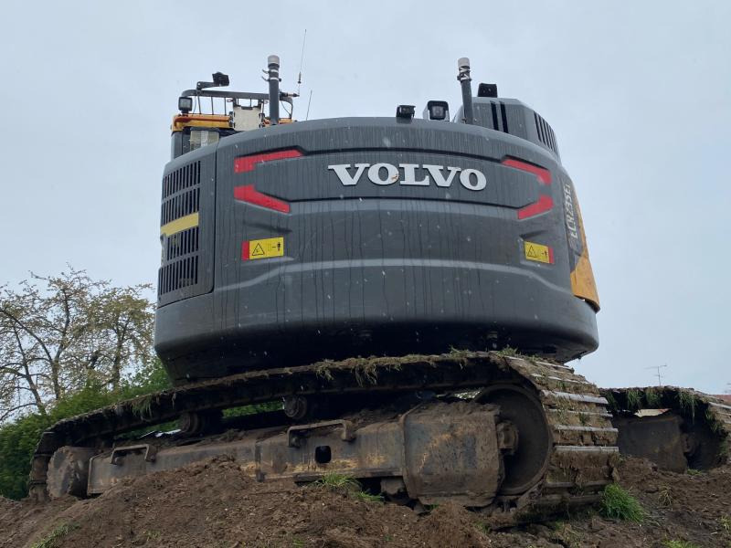 Volvo ECR 235EL - Pelle sur chenille: photos 5 Volvo ECR 235EL - Pelle sur chenille: photos 5