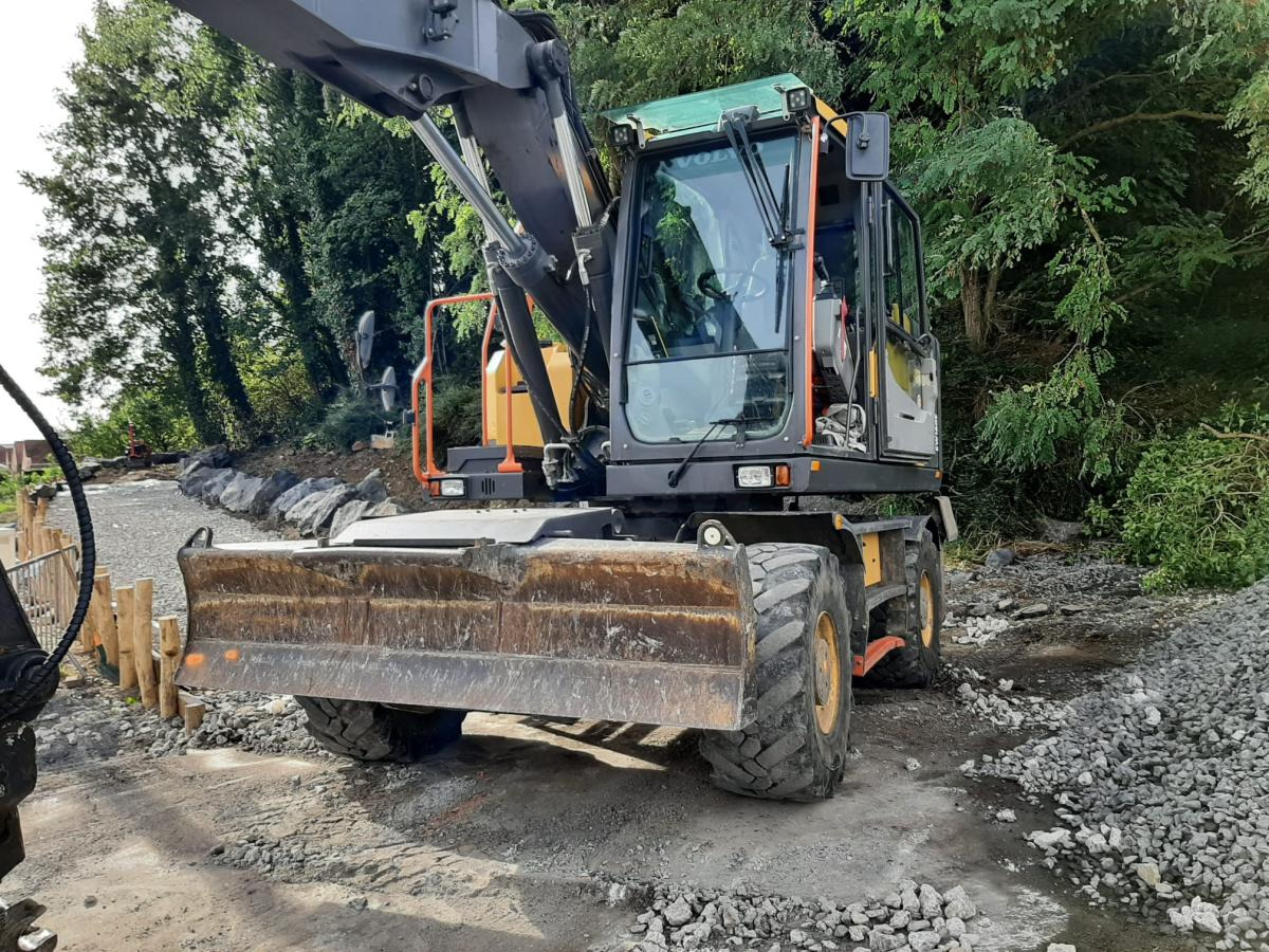 Volvo EW 160E - Pelle sur pneus: photos 3 Volvo EW 160E - Pelle sur pneus: photos 3