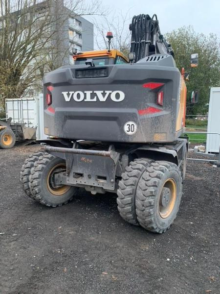 Volvo EWR 170E - Pelle sur pneus: photos 3 Volvo EWR 170E - Pelle sur pneus: photos 3