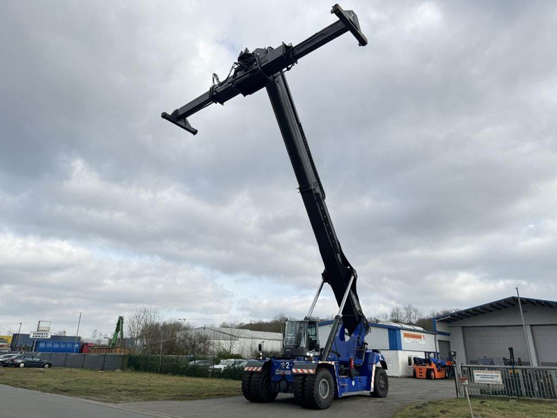 Kalmar DRG420-60S5 - Reach stacker: photos 4 Kalmar DRG420-60S5 - Reach stacker: photos 4
