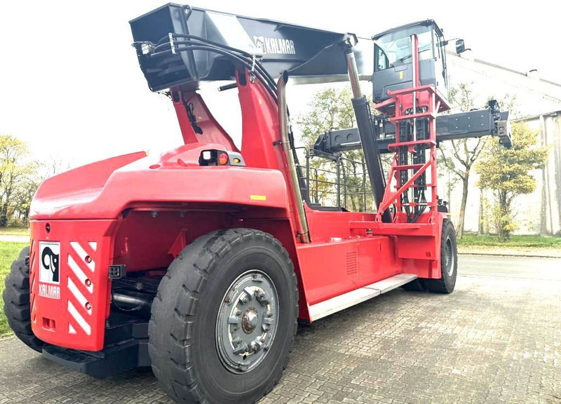 Kalmar DRG450-70S5XS - Reach stacker: photos 5 Kalmar DRG450-70S5XS - Reach stacker: photos 5