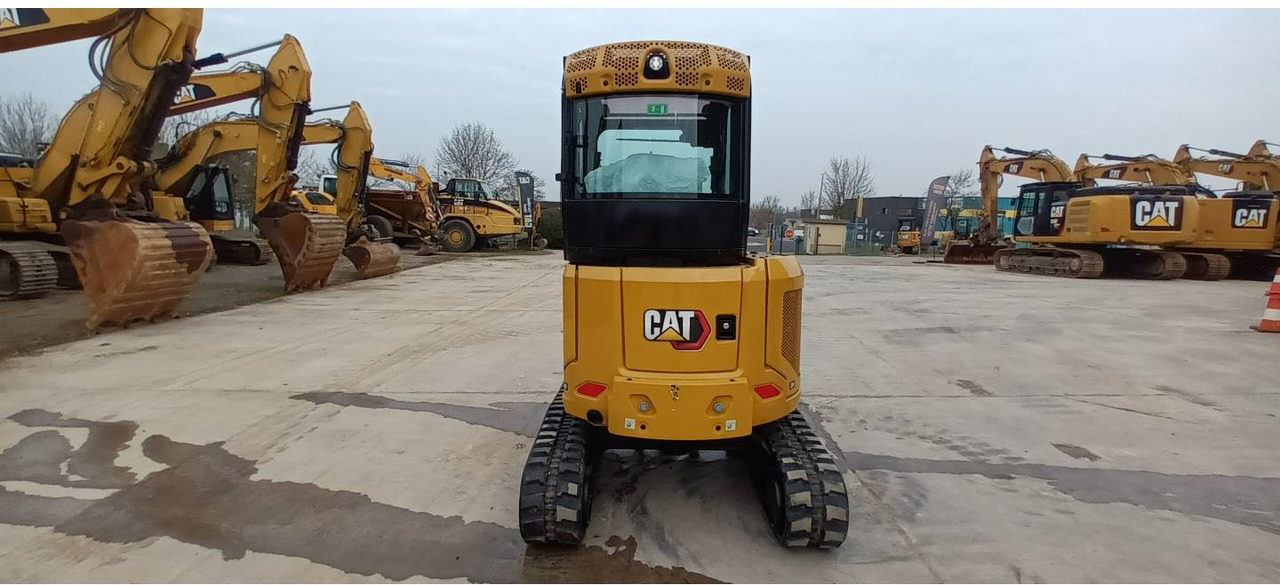 Pelle sur chenille CAT 302.7: photos 12