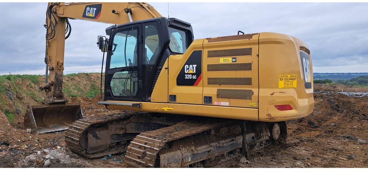 CAT 320-07GC - Pelle sur chenille: photos 1 CAT 320-07GC - Pelle sur chenille: photos 1