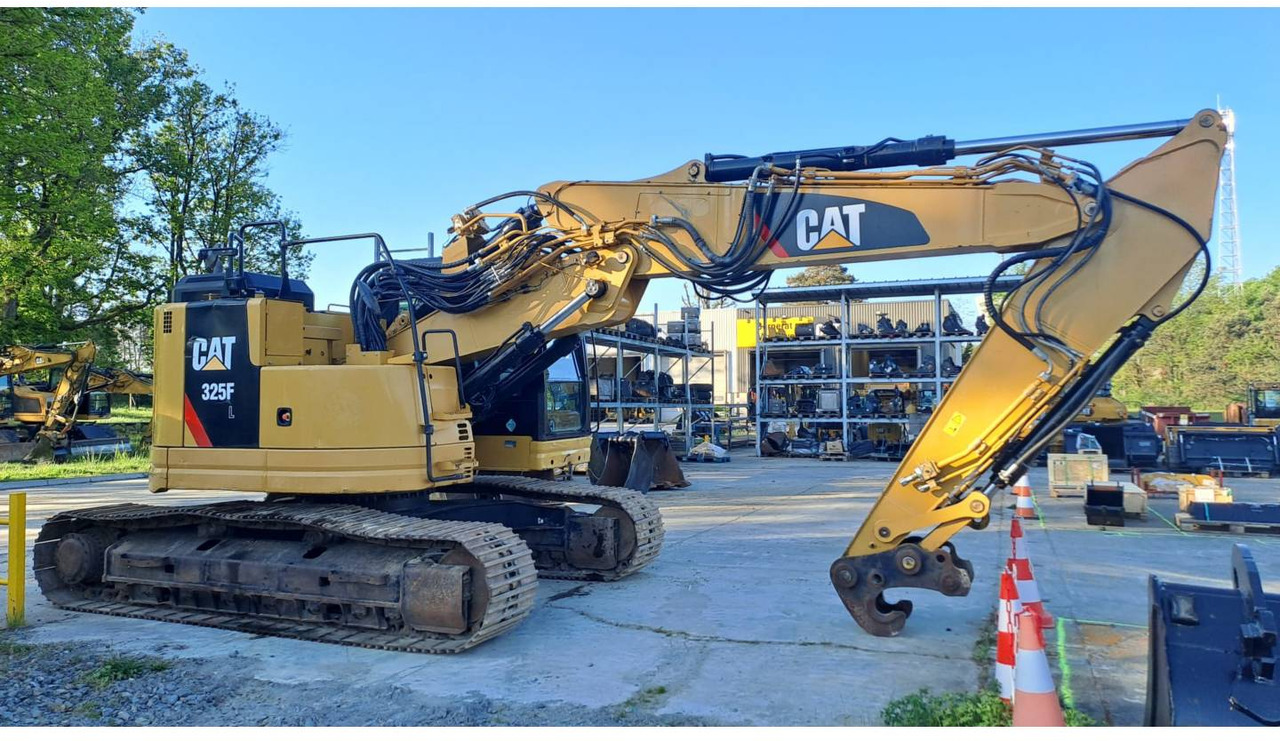 CAT 325F CR - Pelle sur chenille: photos 1 CAT 325F CR - Pelle sur chenille: photos 1