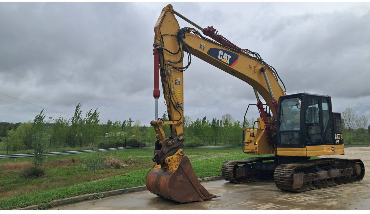 CAT 325F CR - Pelle sur chenille: photos 1 CAT 325F CR - Pelle sur chenille: photos 1