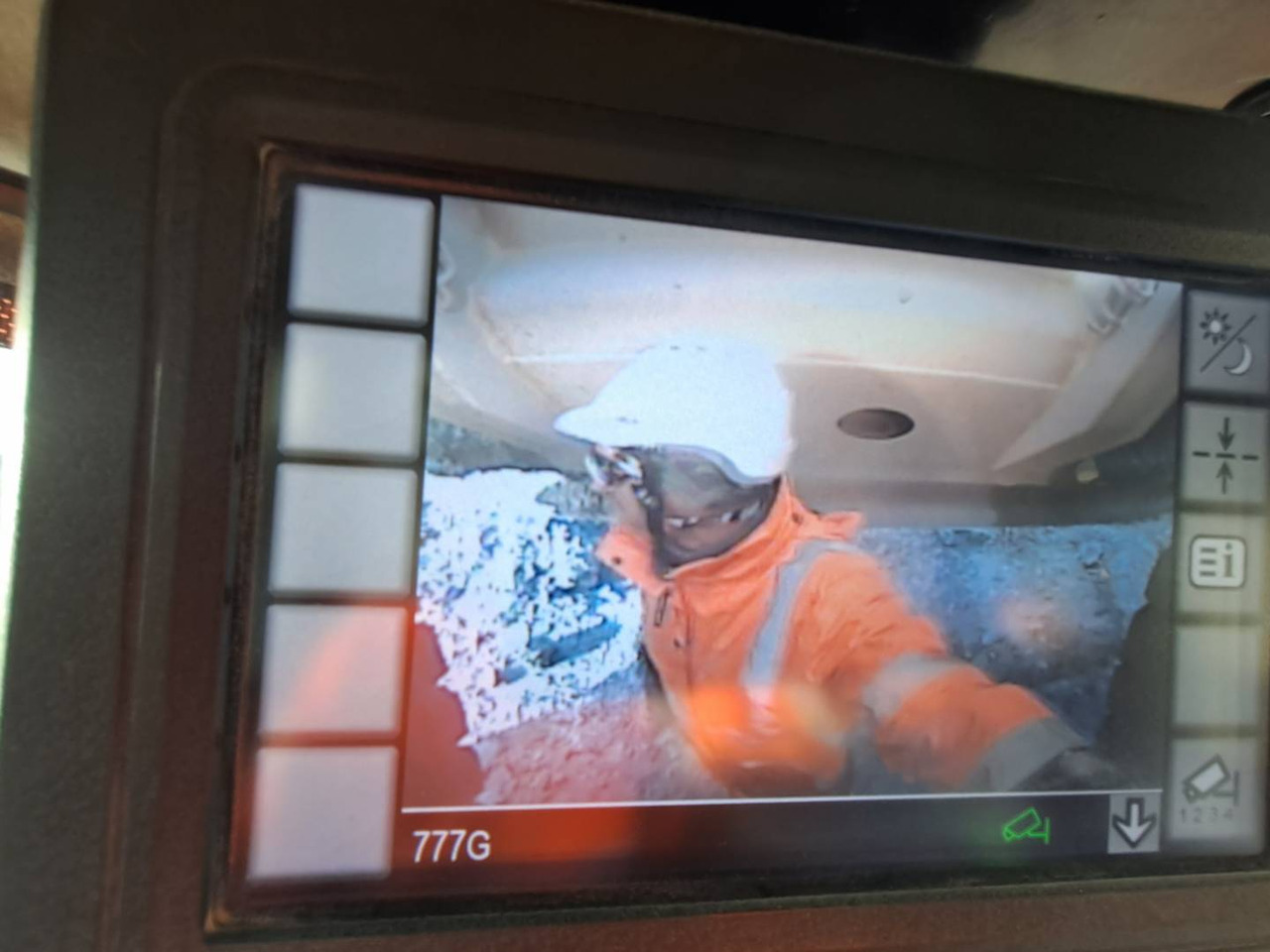 Crédit-bail CAT 777G CAT 777G: photos 14