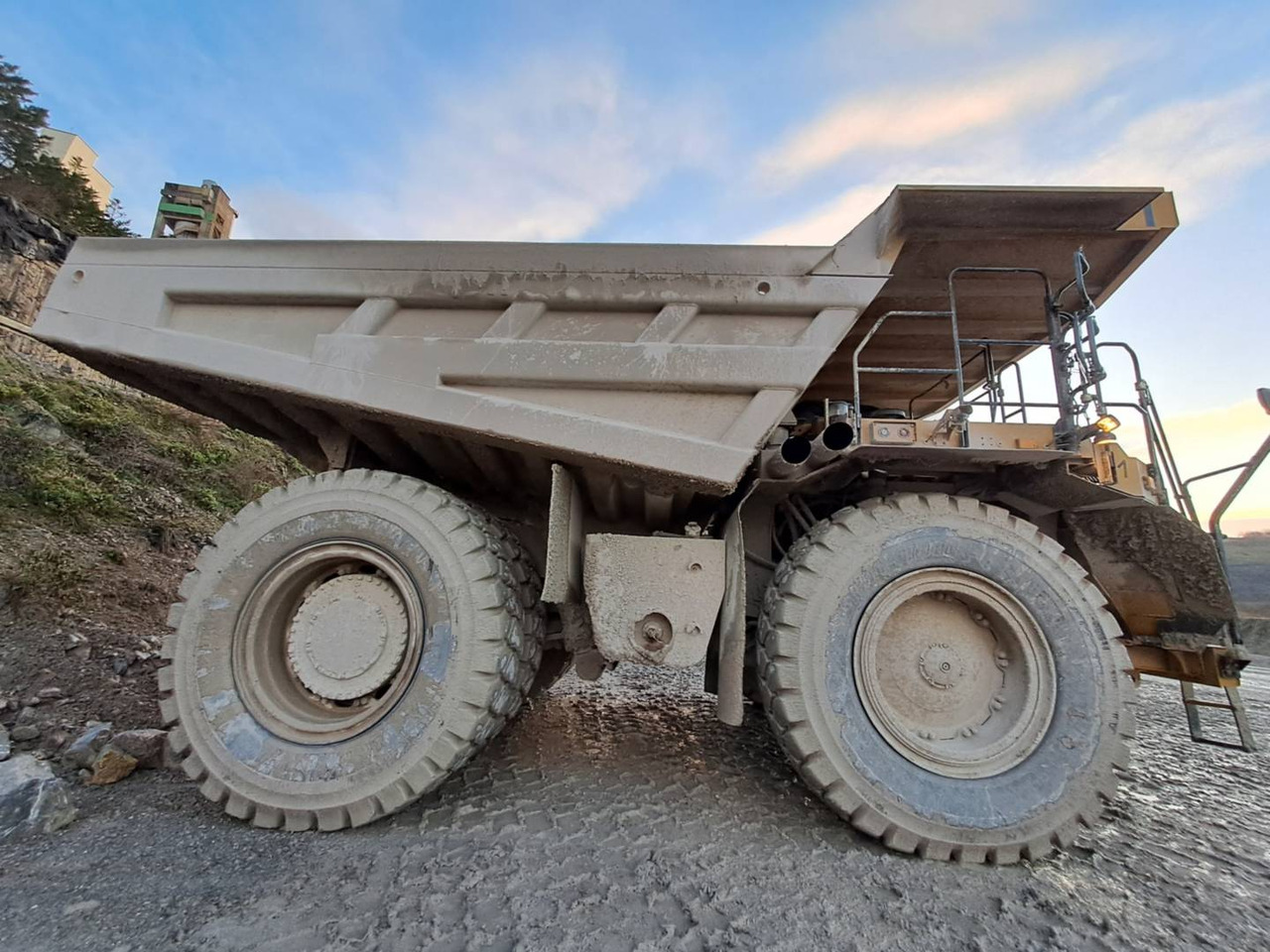 CAT 777G - Tombereau rigide: photos 4 CAT 777G - Tombereau rigide: photos 4