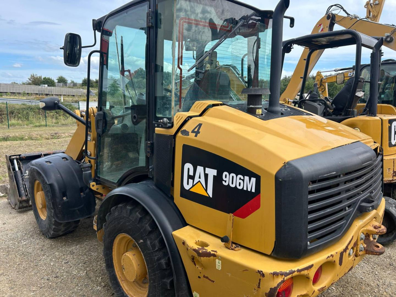 CAT 906M - Chargeuse sur pneus: photos 4 CAT 906M - Chargeuse sur pneus: photos 4