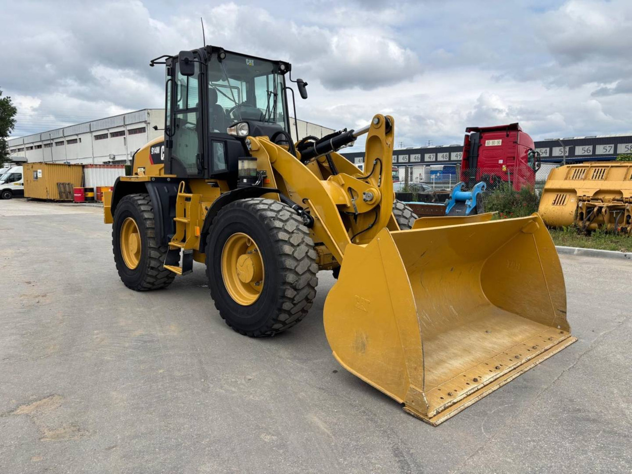 CAT 914M - Chargeuse sur pneus: photos 1 CAT 914M - Chargeuse sur pneus: photos 1