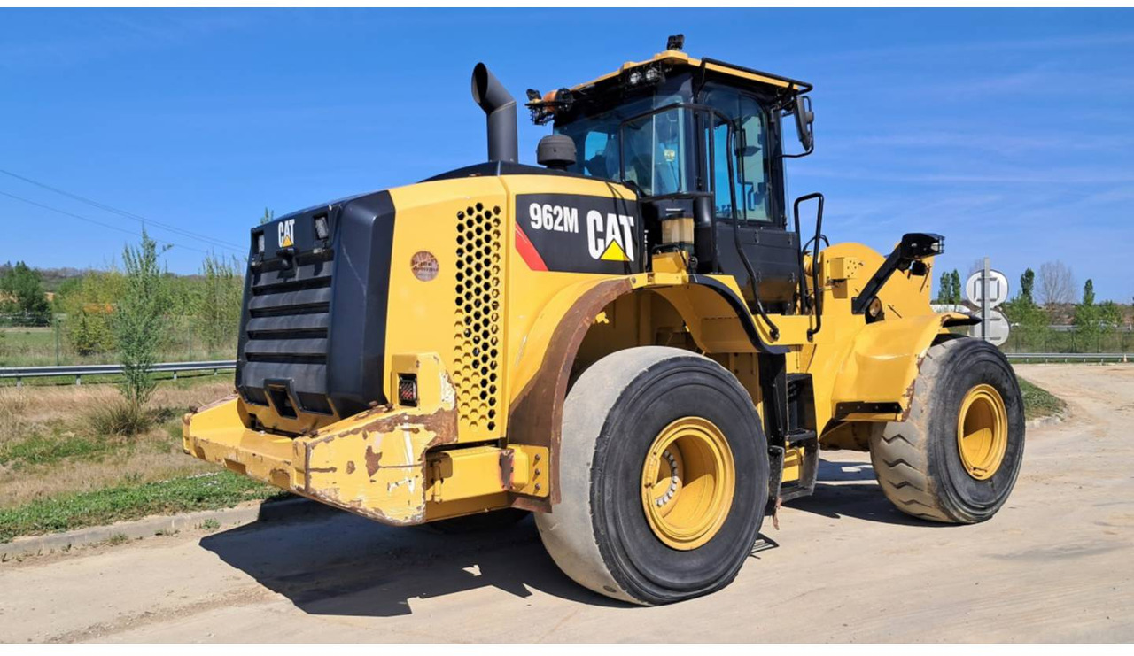 CAT 962M - Chargeuse sur pneus: photos 3 CAT 962M - Chargeuse sur pneus: photos 3