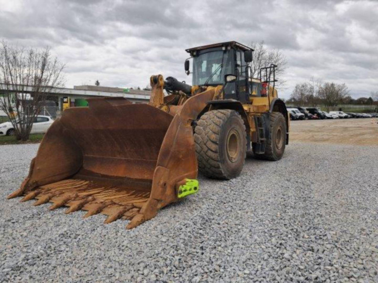 CAT 972K - Chargeuse sur pneus: photos 1 CAT 972K - Chargeuse sur pneus: photos 1