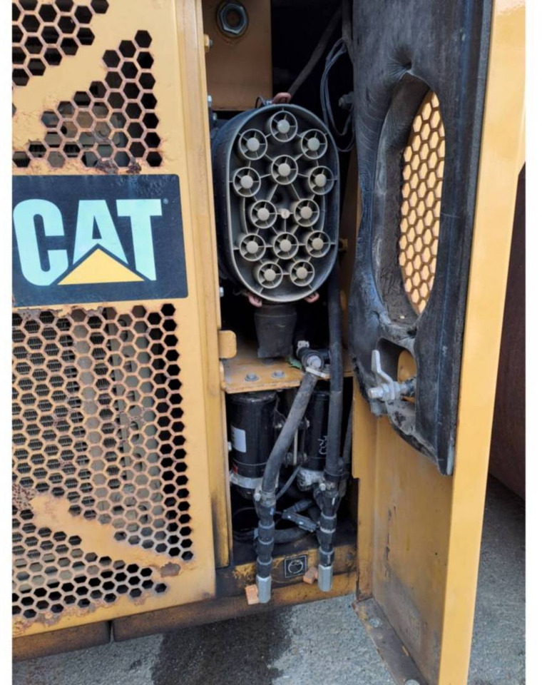 Compacteur à pieds de mouton/ Monocylindre CAT CD54B: photos 18 Compacteur à pieds de mouton/ Monocylindre CAT CD54B: photos 18