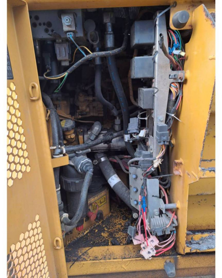 Compacteur à pieds de mouton/ Monocylindre CAT CD54B: photos 7 Compacteur à pieds de mouton/ Monocylindre CAT CD54B: photos 7