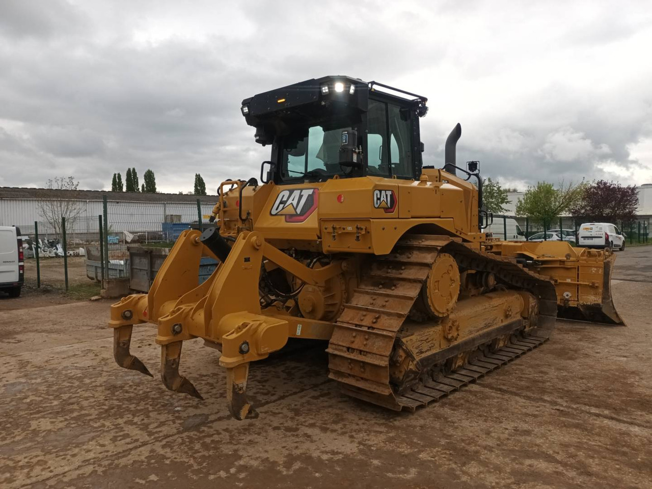 CAT D6 VPAT - Bulldozer: photos 3 CAT D6 VPAT - Bulldozer: photos 3