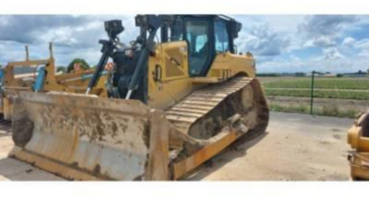 CAT D6 XE - Bulldozer: photos 1 CAT D6 XE - Bulldozer: photos 1
