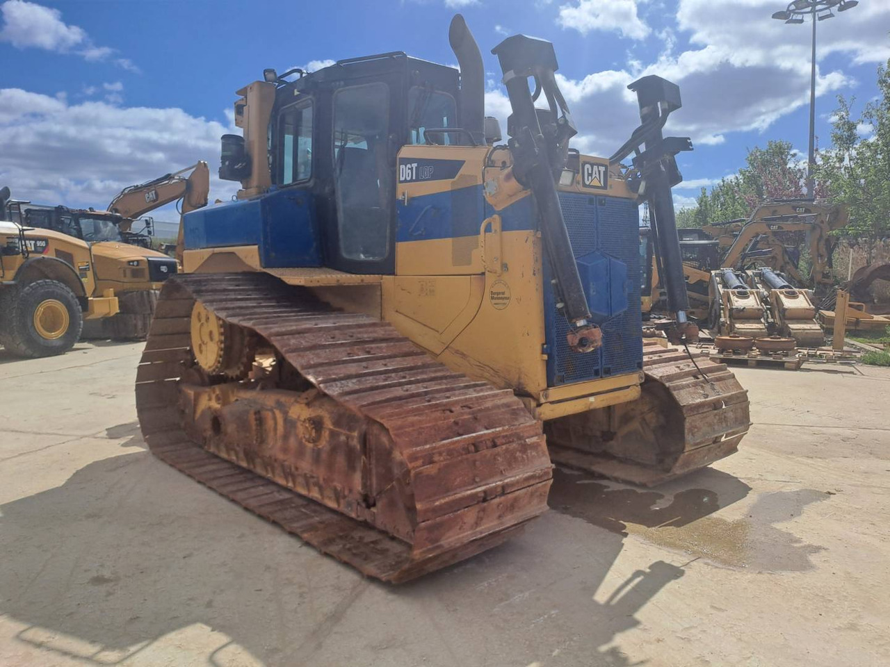 CAT D6TLC LGP - Bulldozer: photos 2 CAT D6TLC LGP - Bulldozer: photos 2