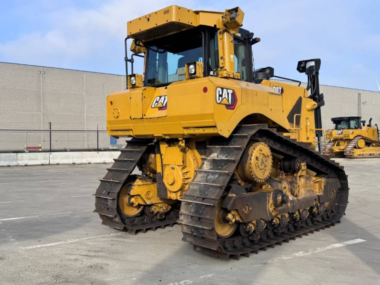 CAT D8T - Bulldozer: photos 3 CAT D8T - Bulldozer: photos 3