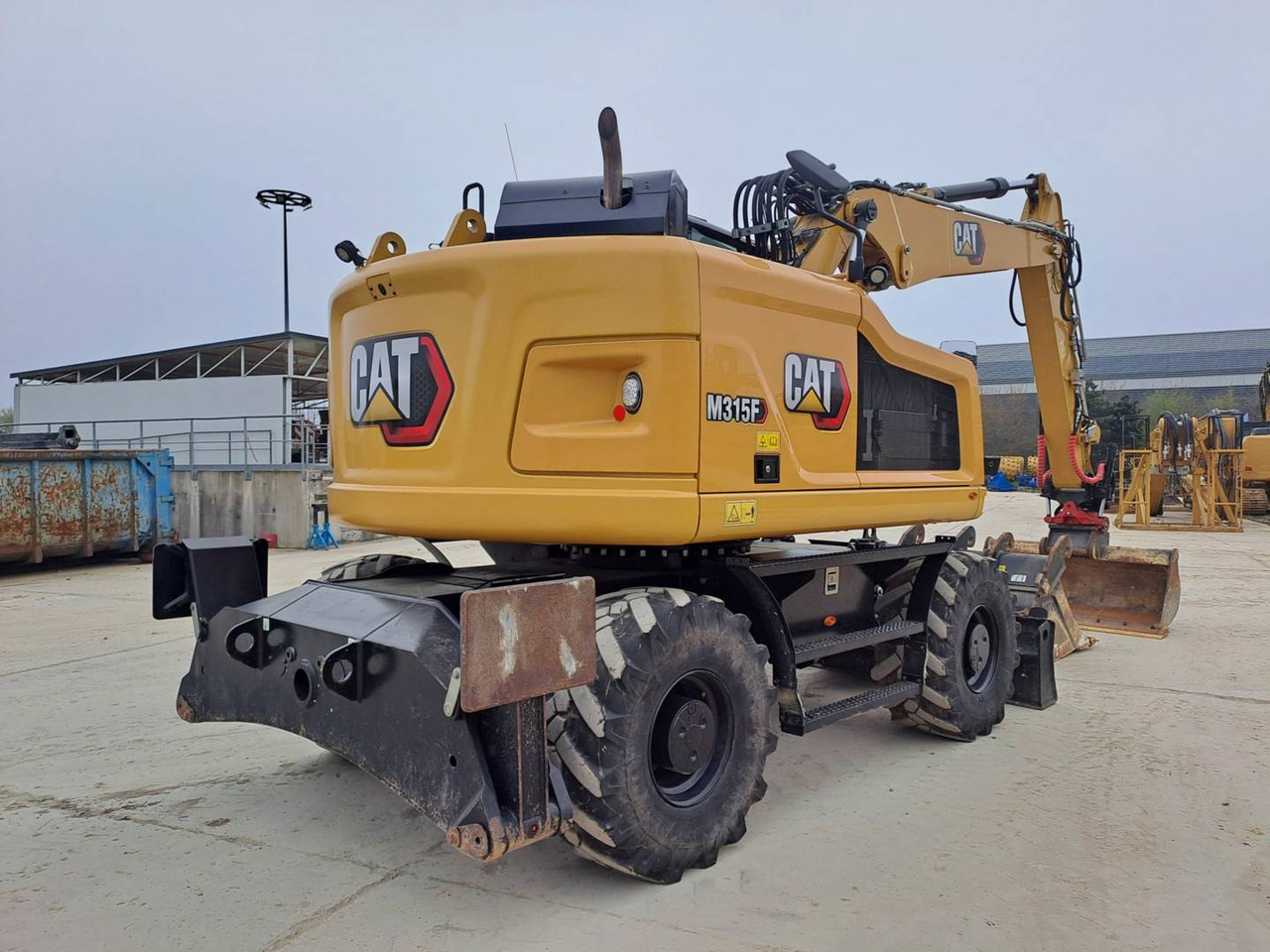 Pelle sur pneus CAT M315F IVC: photos 6