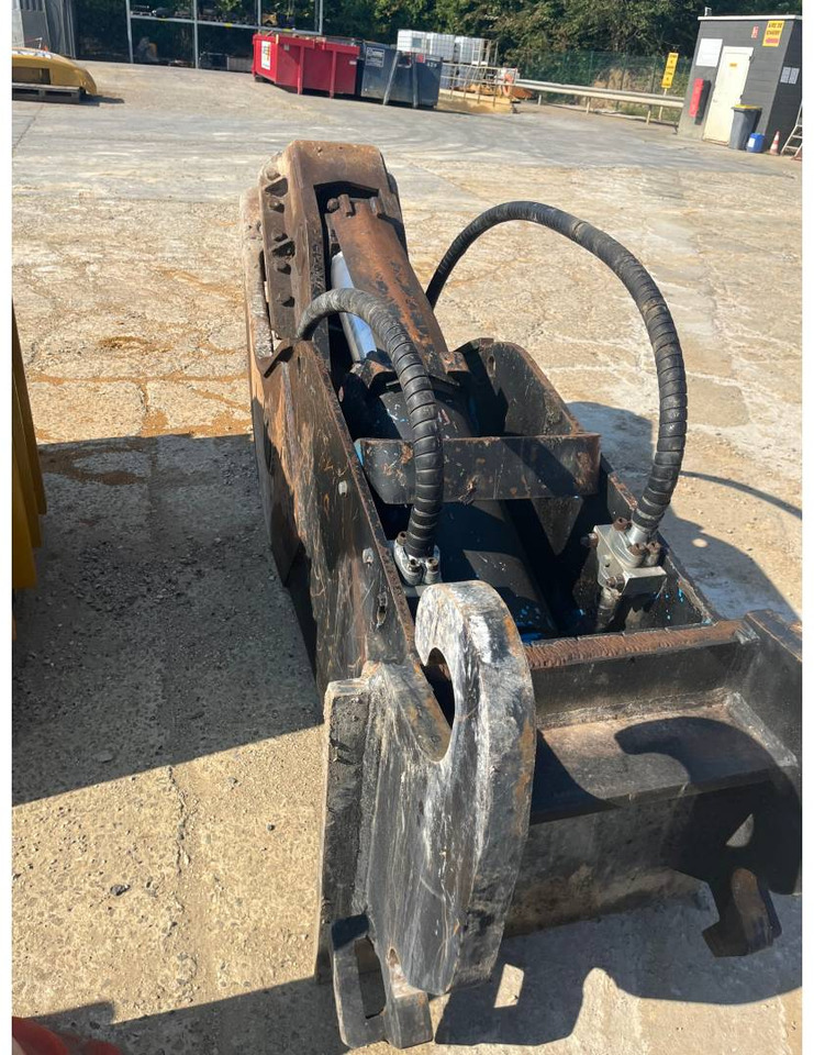 MB BROYEUR/MCP910/CW45S/MBI - Cisaille de démolition pour Engins de chantier: photos 5 MB BROYEUR/MCP910/CW45S/MBI - Cisaille de démolition pour Engins de chantier: photos 5