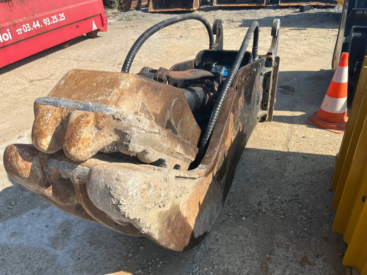 MB BROYEUR/MCP910/CW45S/MBI - Cisaille de démolition pour Engins de chantier: photos 3 MB BROYEUR/MCP910/CW45S/MBI - Cisaille de démolition pour Engins de chantier: photos 3