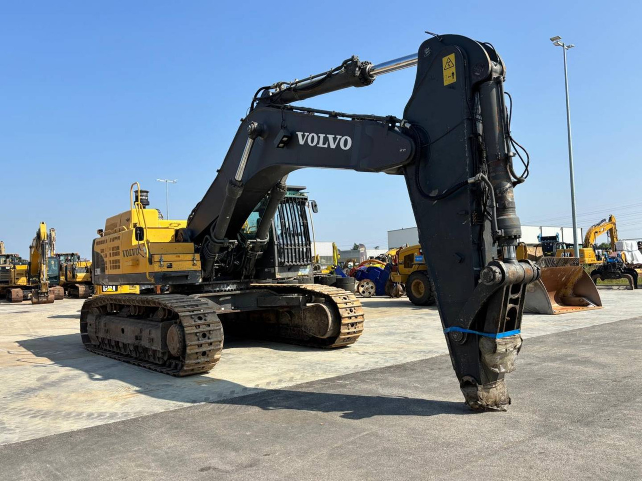 VOLVO CONSTRUCTION EQUIPMENT EC700 CL - Pelle sur chenille: photos 1 VOLVO CONSTRUCTION EQUIPMENT EC700 CL - Pelle sur chenille: photos 1
