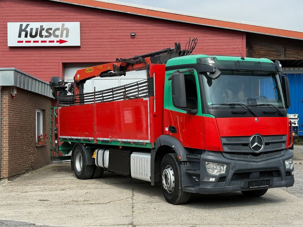 Mercedes-Benz MB 1832L + Palfinger PK 12001L Heckkran - Camion grue: photos 1 Mercedes-Benz MB 1832L + Palfinger PK 12001L Heckkran - Camion grue: photos 1