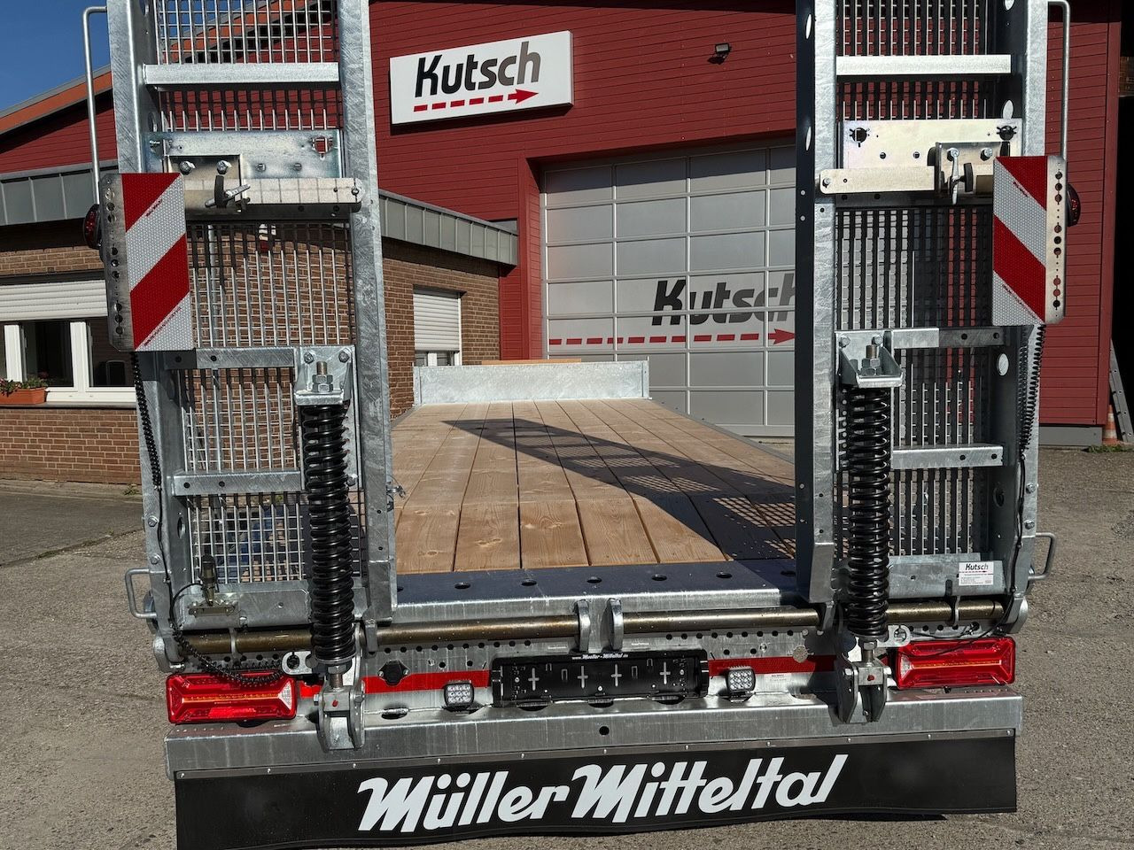 Müller-Mitteltal ETÜ-TA-R 21 Plateau 7m, luftgefedert, LED - Remorque porte-engin surbaissée: photos 2 Müller-Mitteltal ETÜ-TA-R 21 Plateau 7m, luftgefedert, LED - Remorque porte-engin surbaissée: photos 2
