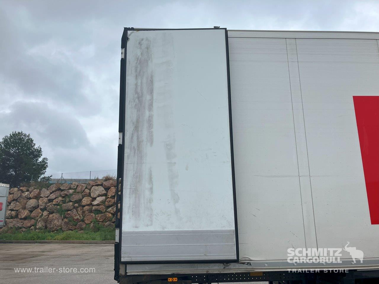 SCHMITZ Semiremolque Frigo Standard Double deck - Semi-remorque isothermique: photos 2 SCHMITZ Semiremolque Frigo Standard Double deck - Semi-remorque isothermique: photos 2