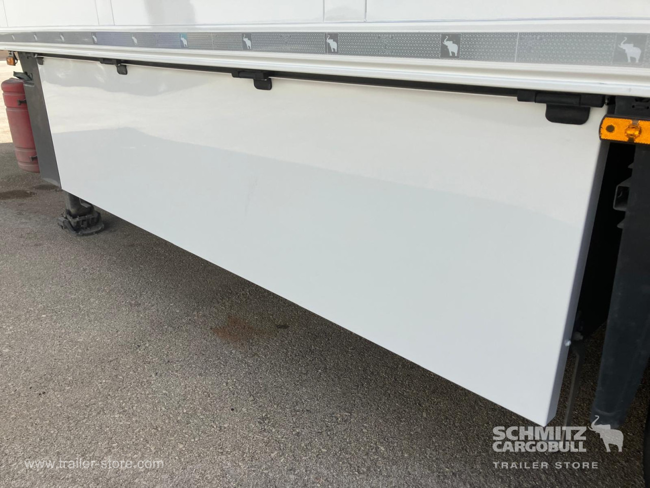 SCHMITZ Semiremolque Frigo Standard Double deck - Semi-remorque isothermique: photos 3 SCHMITZ Semiremolque Frigo Standard Double deck - Semi-remorque isothermique: photos 3